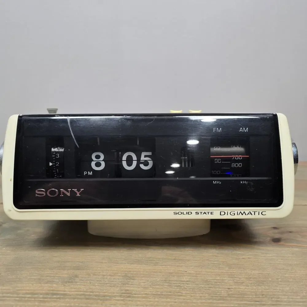 Flip Clock Sony Vintage Radio Alarm Space Age 1970s MCM Future 60HZ 120V Japan